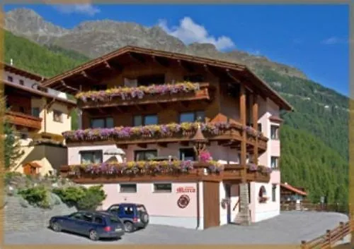 Bed & Breakfast Gaestehaus Marco Sölden