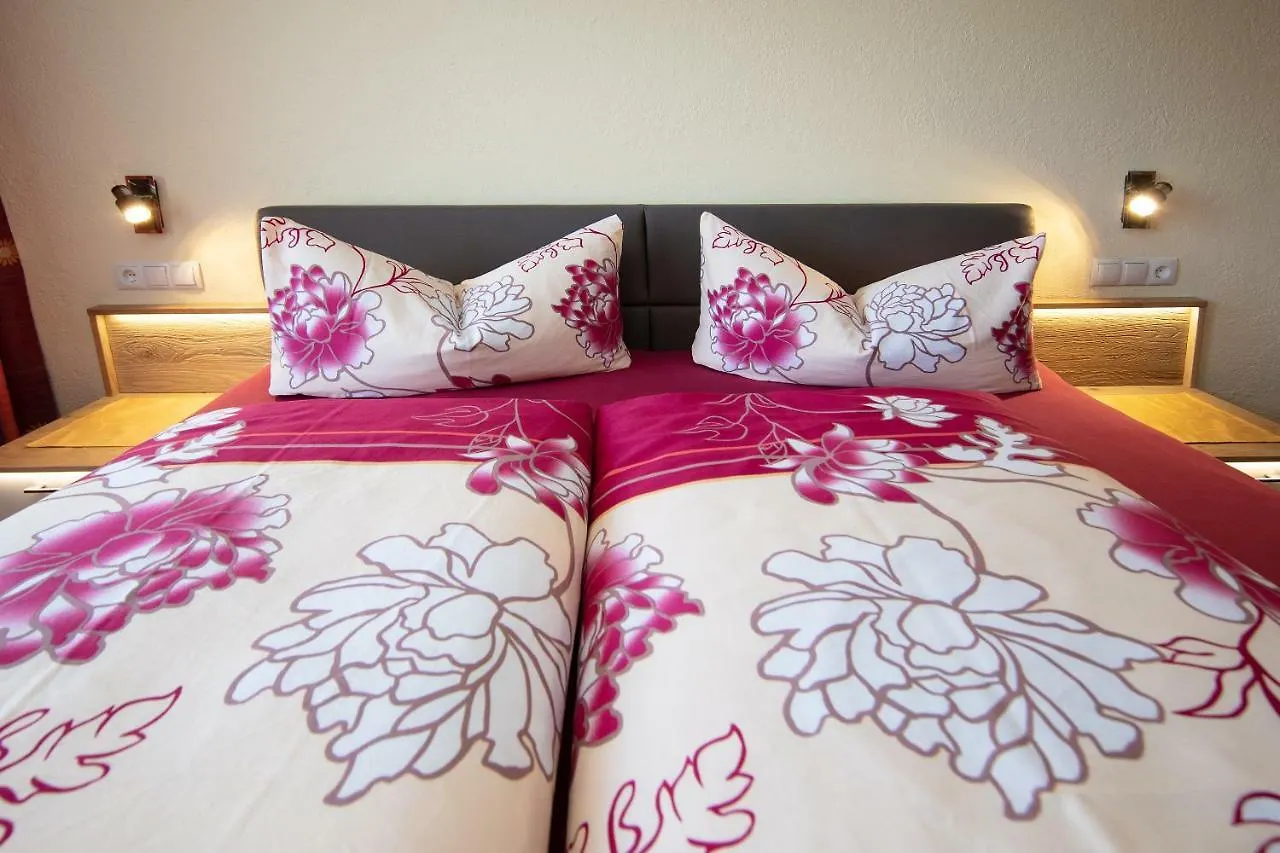 Bed & Breakfast Gaestehaus Marco Sölden